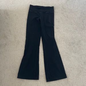 lululemon yoga pants